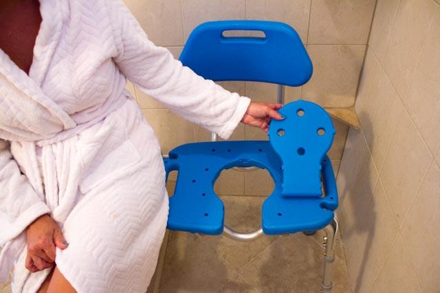 ALL-ACCESS Bath Transfer Bench with CUTOUT - Removable Insert